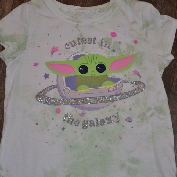 Star Wars Baby Yoda Shirt - Picture 2 of 3